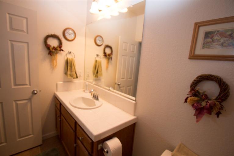 621 Abbott Avenue Reedley, CA 93654 - Photo 10 of 31 Gallery Image 10
