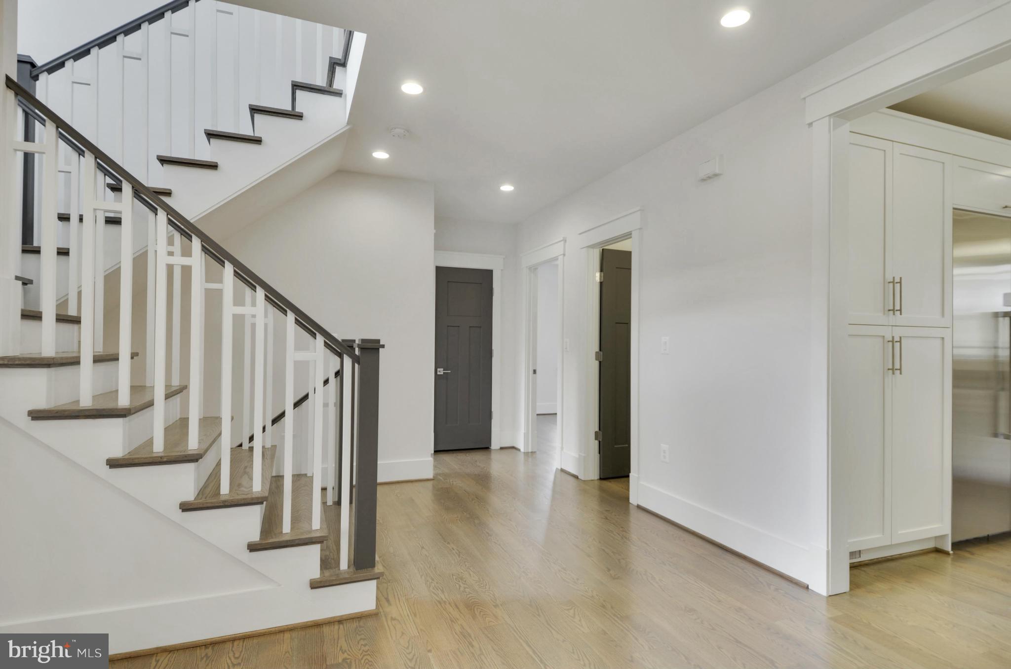 5619 Marengo Road Bethesda, MD 20816 - Photo 14 of 30 Interior (General)