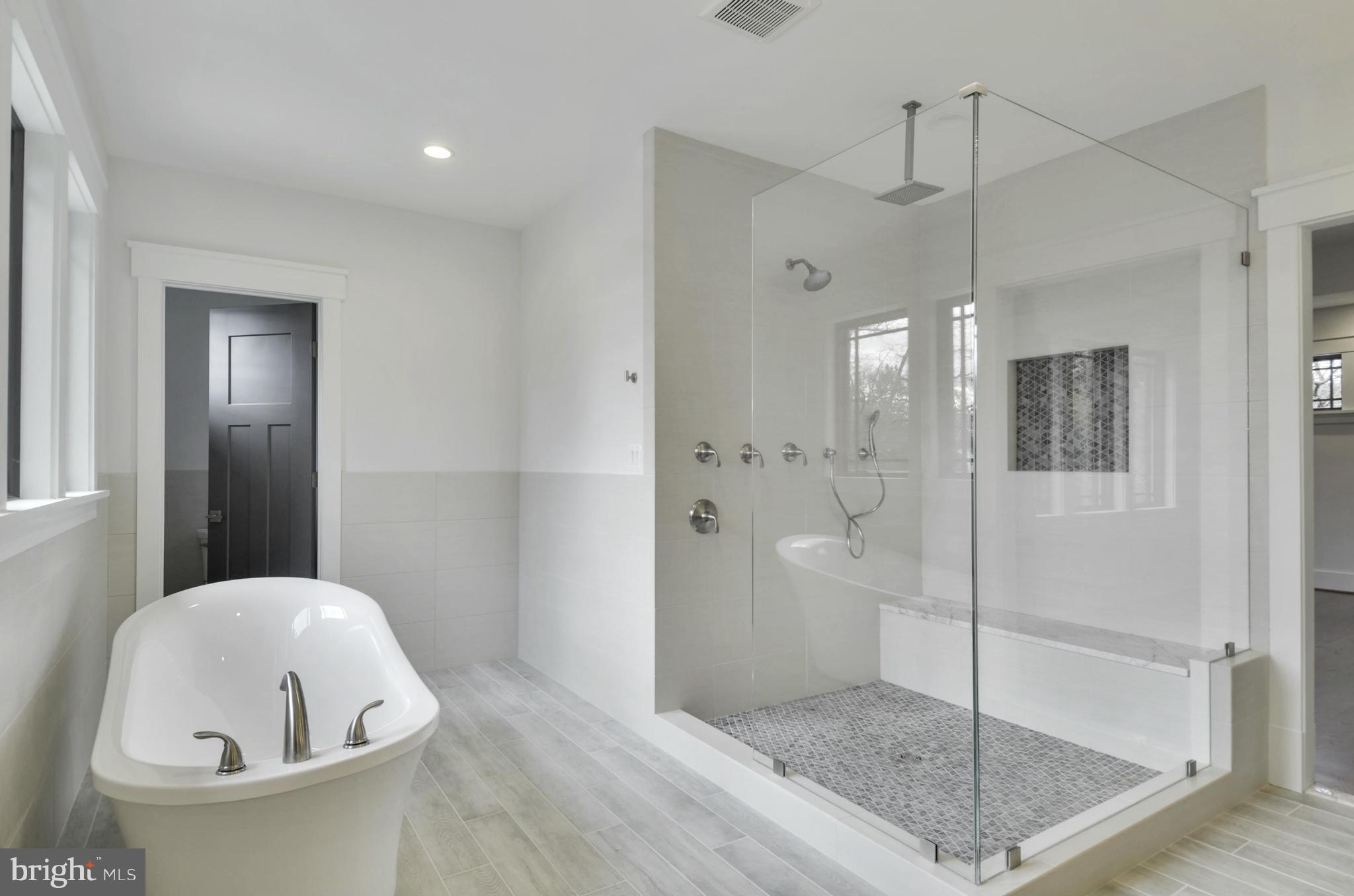 5619 Marengo Road Bethesda, MD 20816 - Photo 21 of 30 Bath (Master)