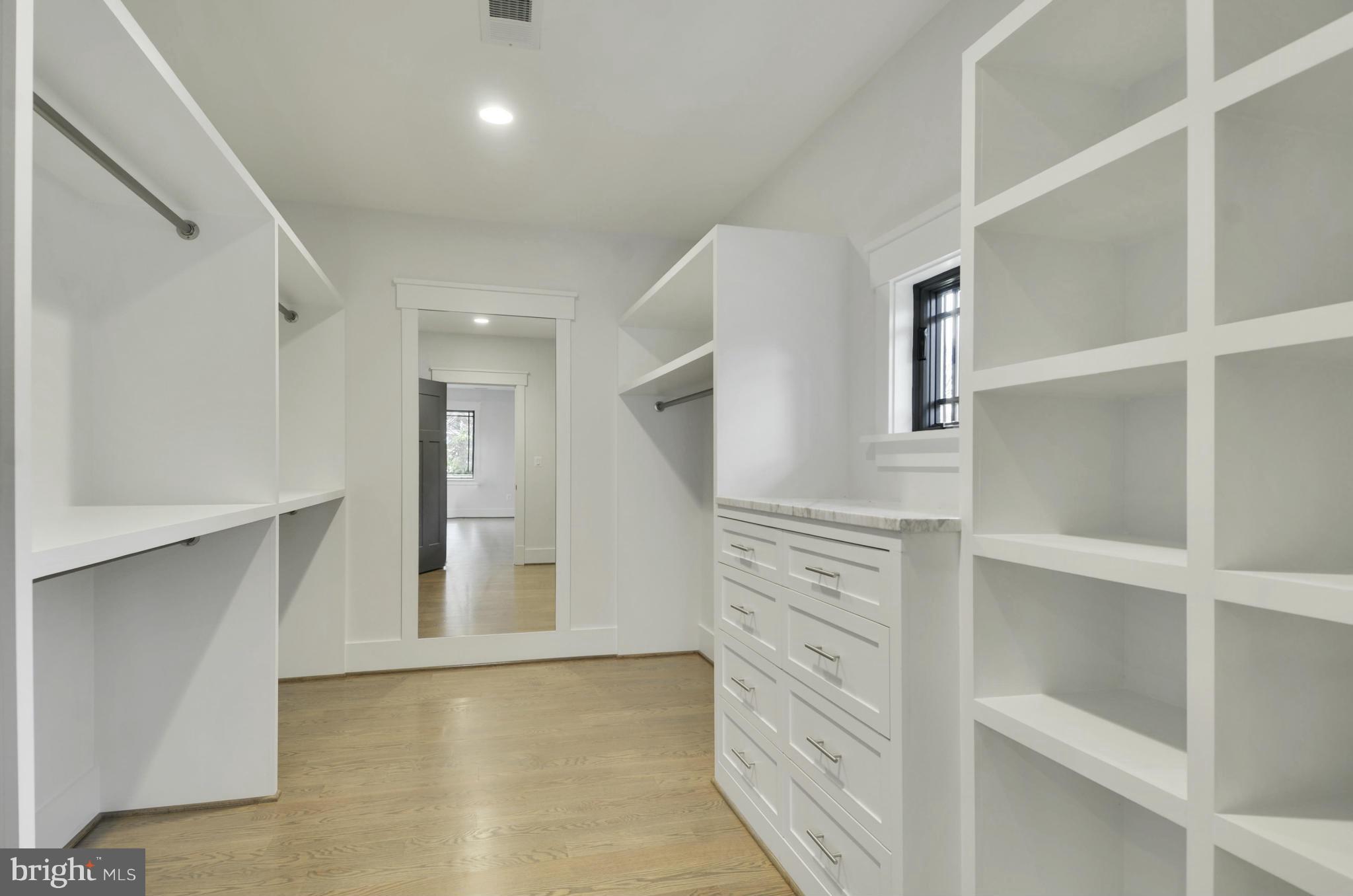 5619 Marengo Road Bethesda, MD 20816 - Photo 23 of 30 Bedroom (Master)