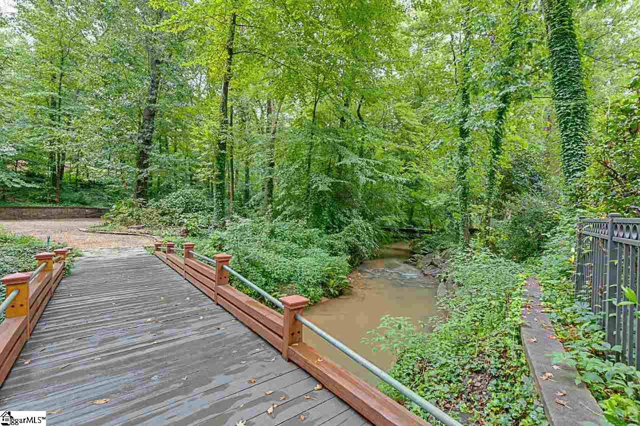 3 Ponderosa Road Greenville, SC 29607 - Photo 8 of 36