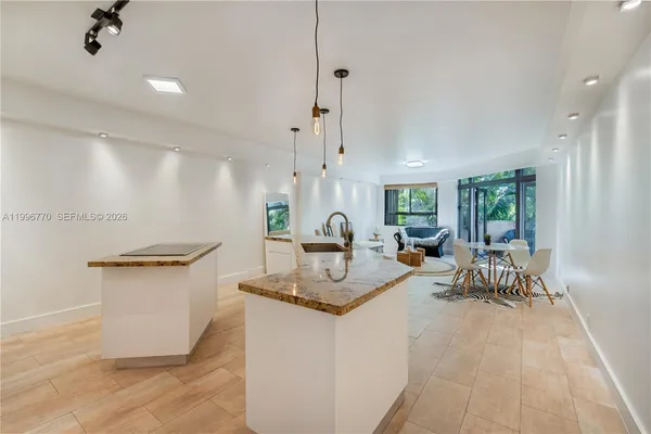 $6,500 | 181 Crandon Boulevard, Unit 104, Key Biscayne, FL 33149