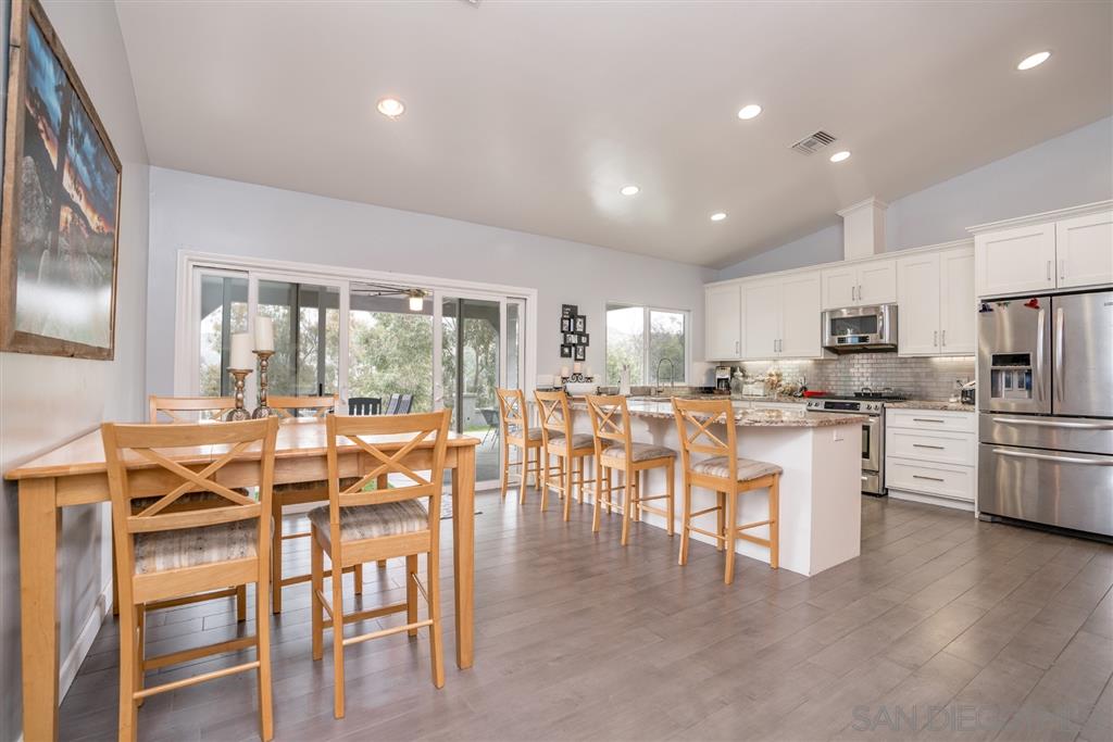 12070 Serena Road Lakeside, CA 92040 - Photo 12 of 24 Gallery Image 12