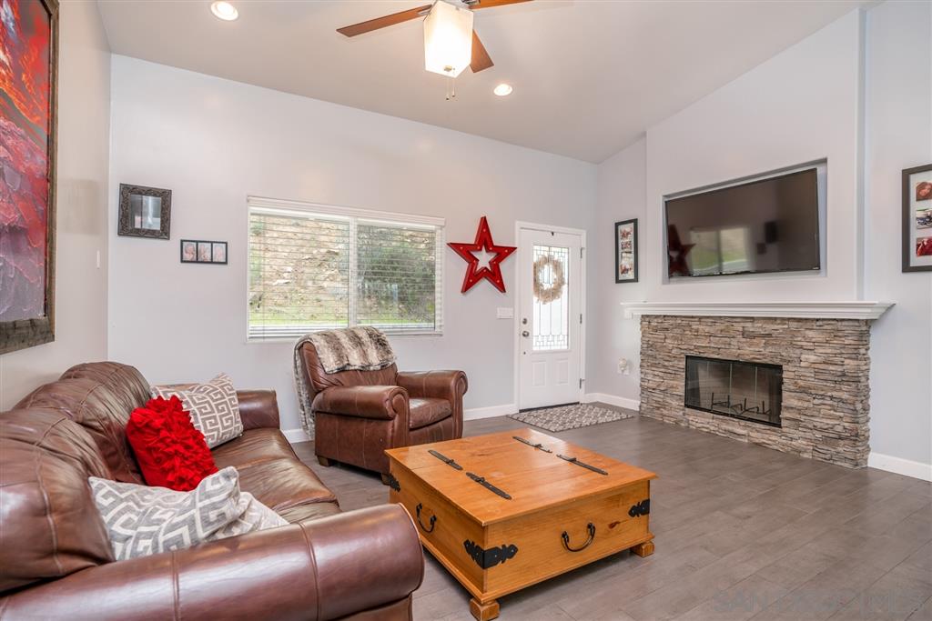 12070 Serena Road Lakeside, CA 92040 - Photo 6 of 24 Gallery Image 6