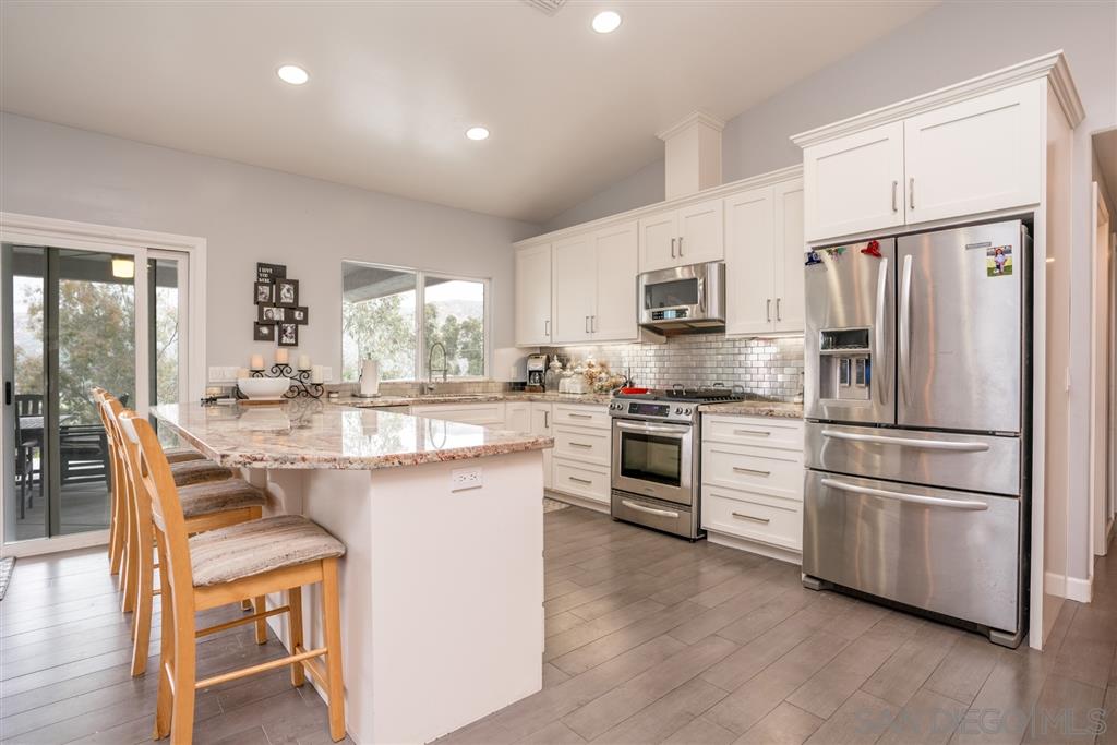 12070 Serena Road Lakeside, CA 92040 - Photo 8 of 24 Gallery Image 8