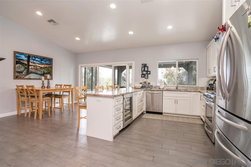 12070 Serena Road Lakeside, CA 92040 - Photo 10 of 24 Gallery Image 10