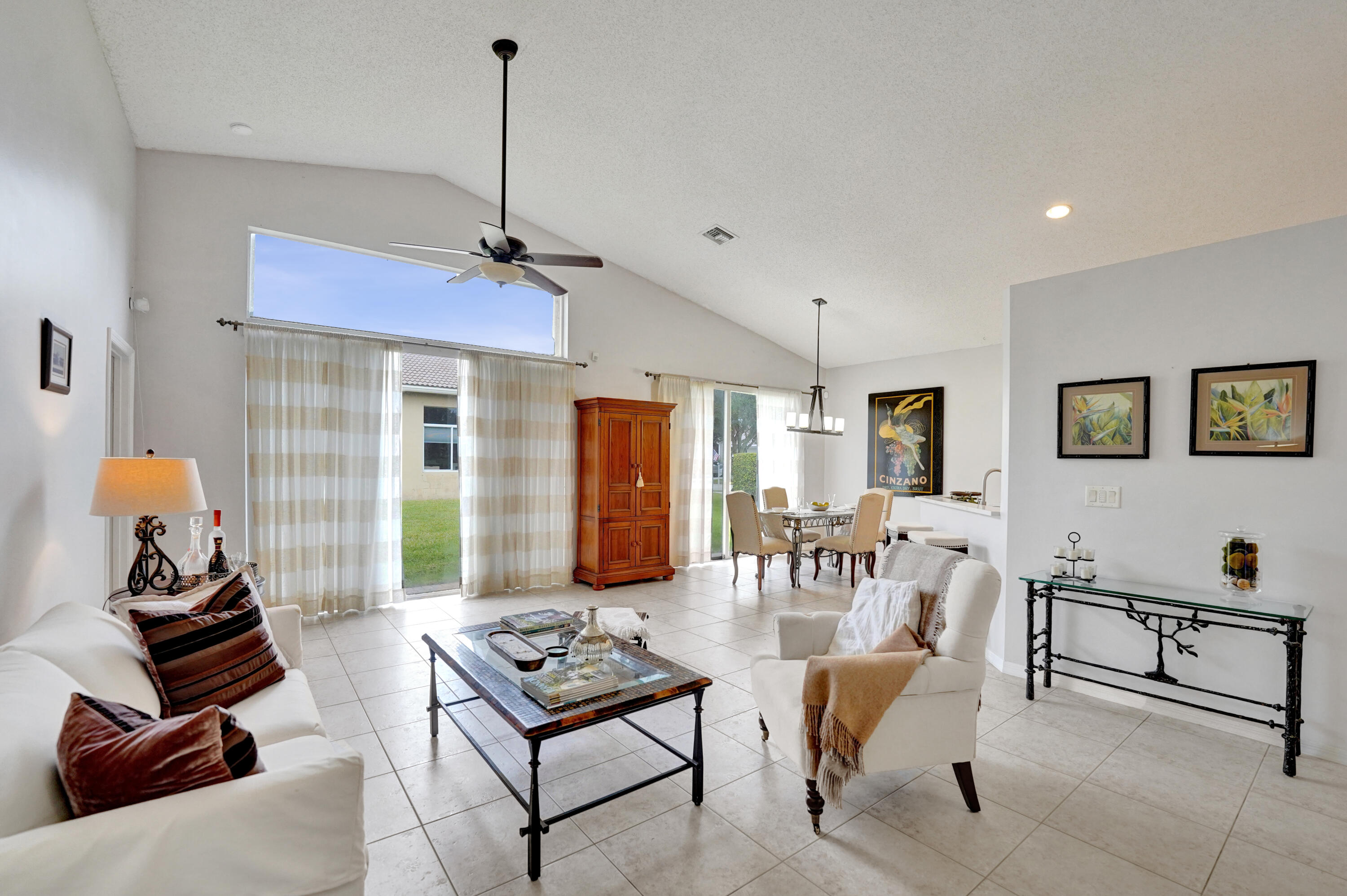 19405 Southwest 67th Street Pembroke Pines, FL 33332 - Photo 27 of 42 Living/Dining