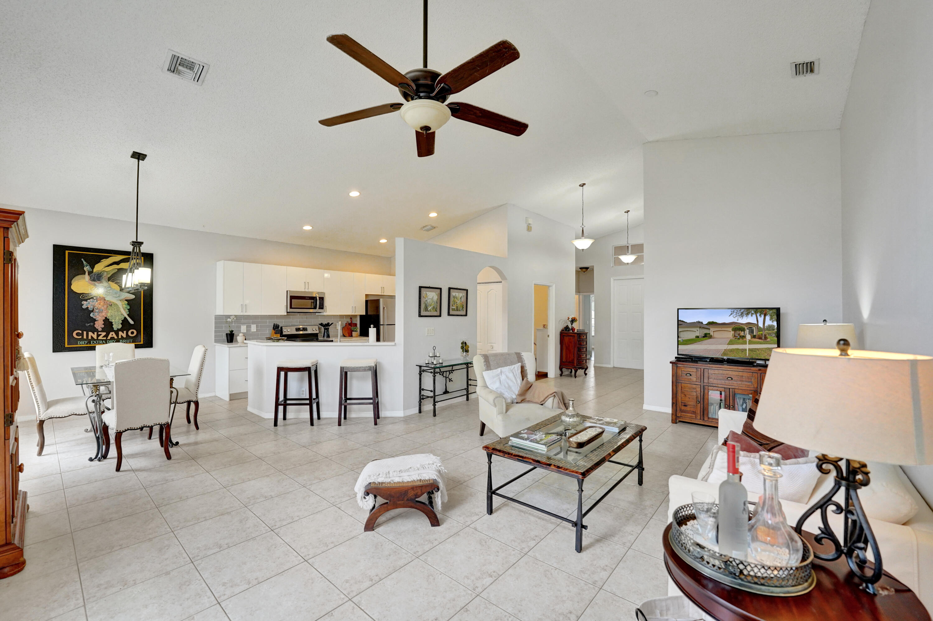 19405 Southwest 67th Street Pembroke Pines, FL 33332 - Photo 29 of 42 Open Floor