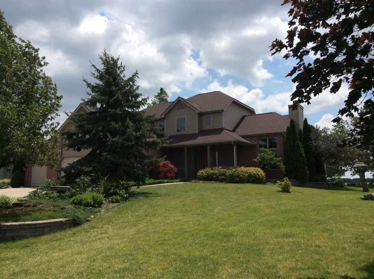 320 Ridge Court Ossian, IN 46777 - Photo 1 of 36 Gallery Image 1