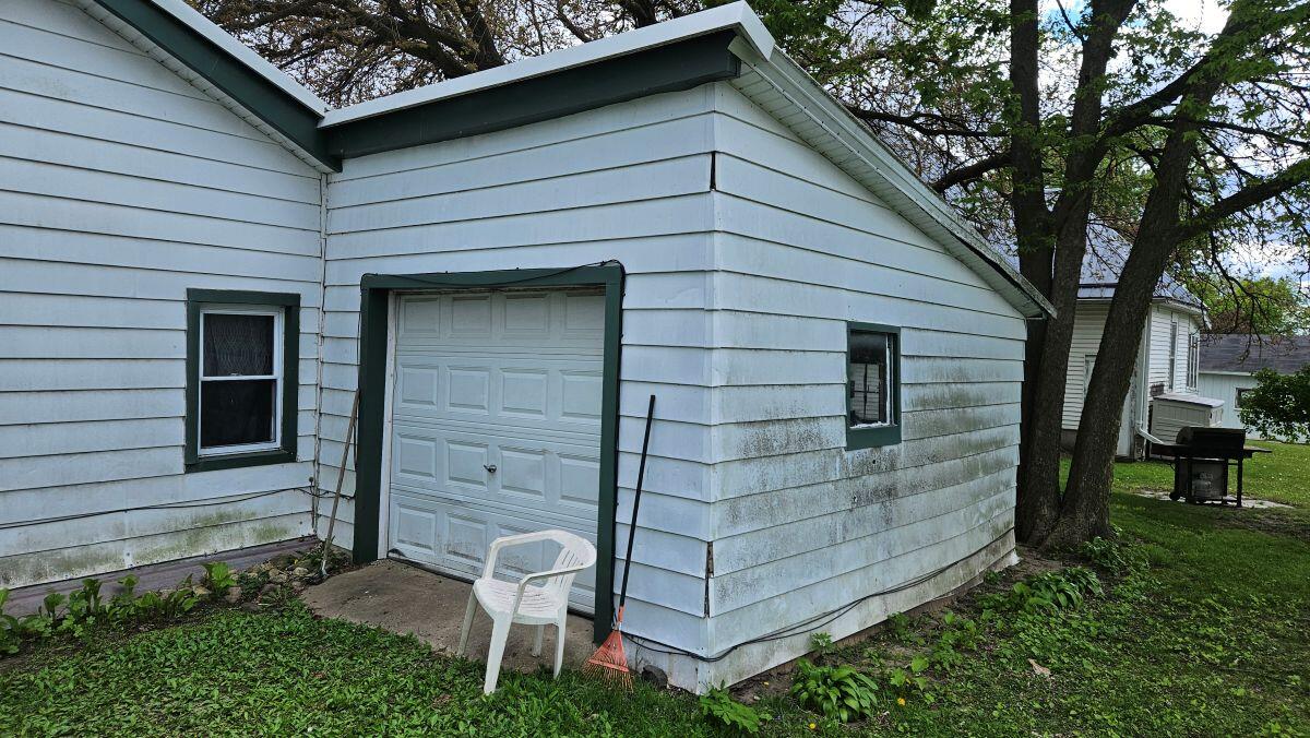 215 South 4th Street East Fort Atkinson, WI 53538 - Photo 2 of 11 20260513_161008