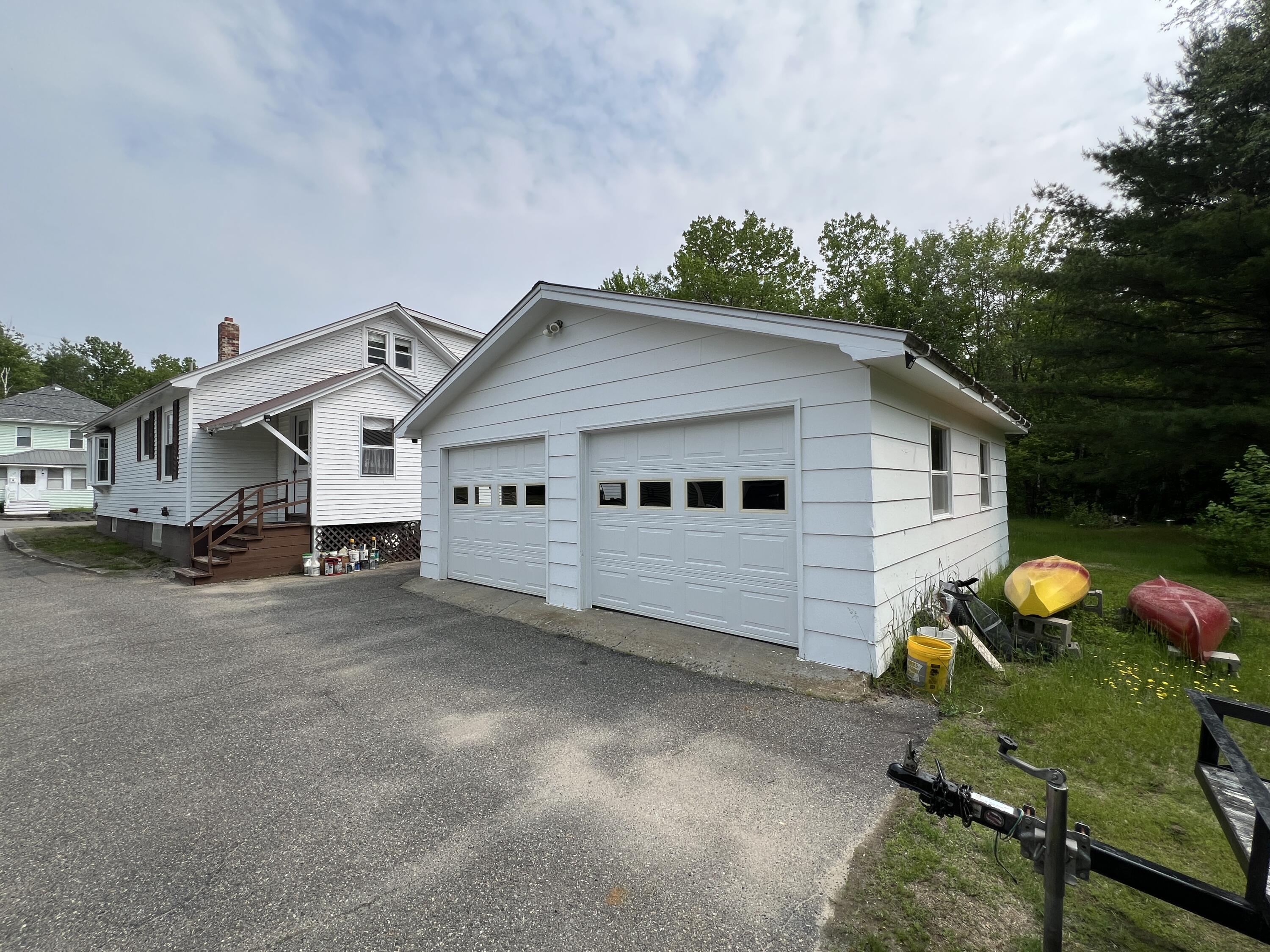 180 Bowdoin Street Millinocket, ME 04462 - Photo 5 of 42