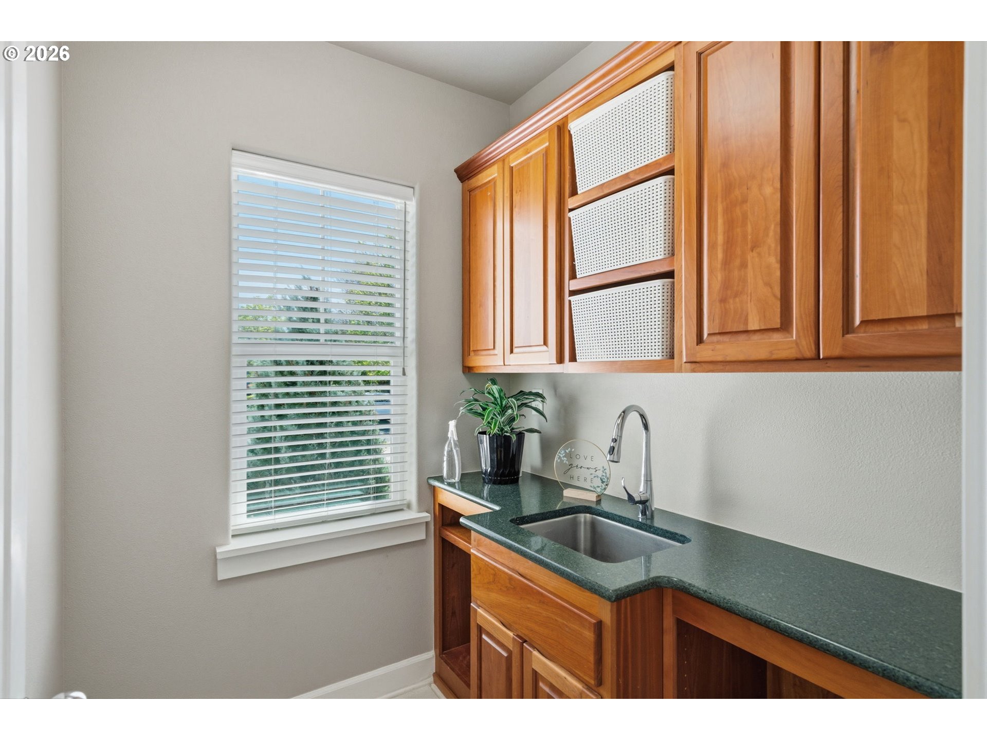 3465 Brookview Drive Eugene, OR 97401 - Photo 20 of 48