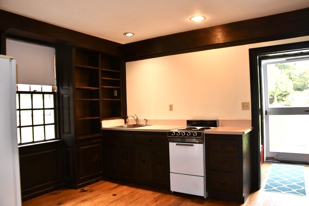 202 Dedham Street Dover, MA 02030 - Photo 20 of 21