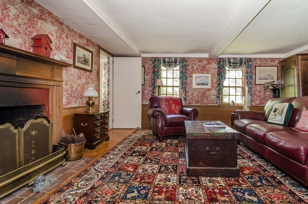 202 Dedham Street Dover, MA 02030 - Photo 9 of 21