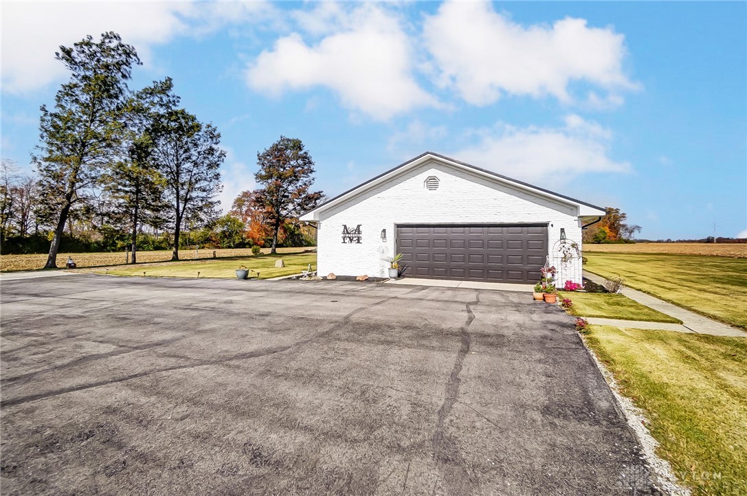 9487 Fox Road Clayton, OH 45315 - Photo 61 of 79 Gallery Image 61