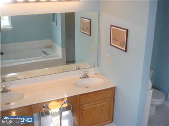 262 Avonwood Road Kennett Square, PA 19348 - Photo 10 of 12 Bathroom
