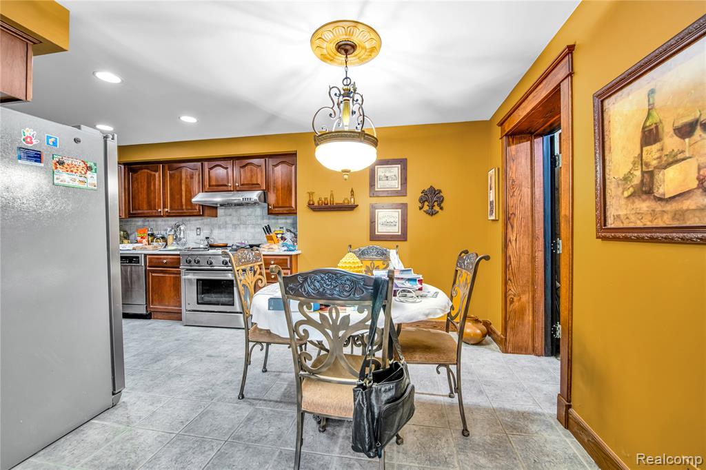 9000 Ferry Road Grosse Ile, MI 48138 - Photo 36 of 38 Gallery Image 36