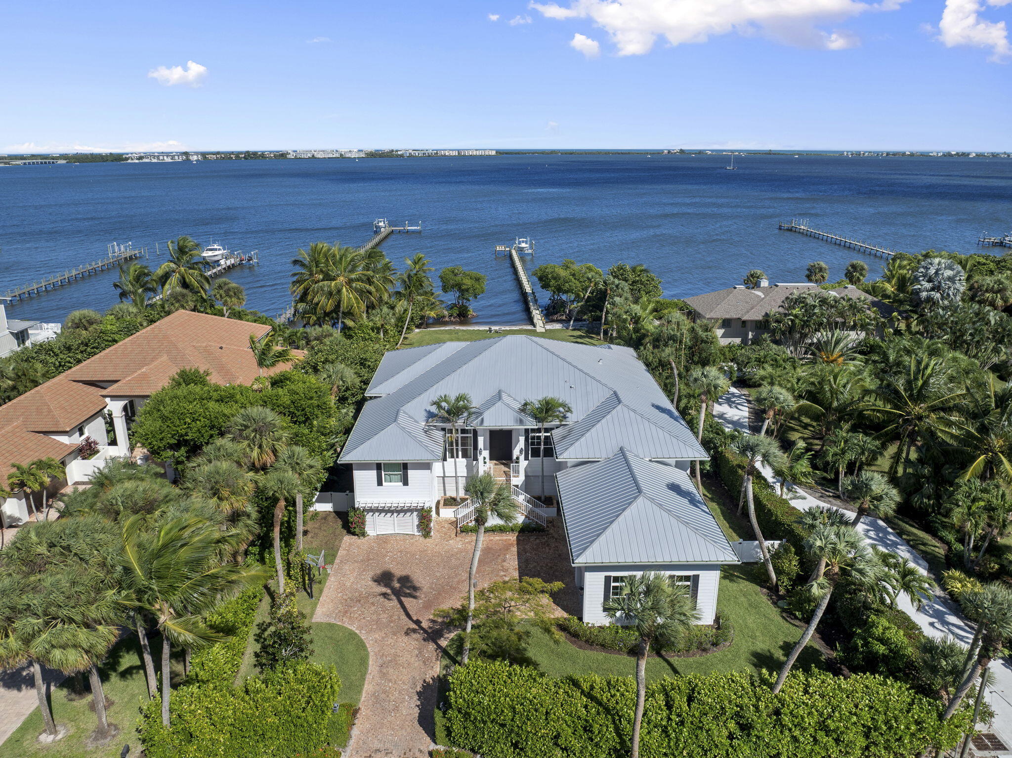 54 South Sewalls Point Road Sewall's Point, FL 34996 - Photo 55 of 68 83-web-or-mls-DJI_0094