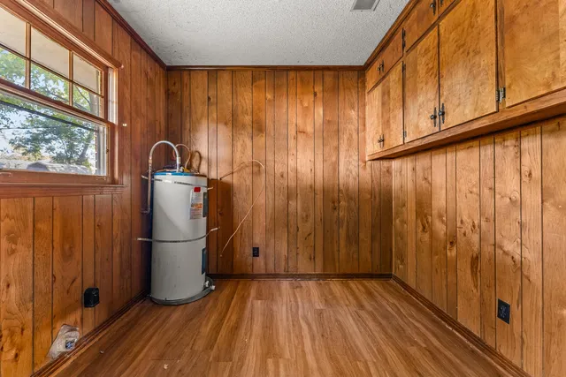 $105,000 | 690 Cox Avenue, Holly Springs, MS 38635