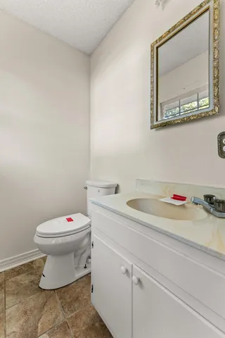 $105,000 | 690 Cox Avenue, Holly Springs, MS 38635