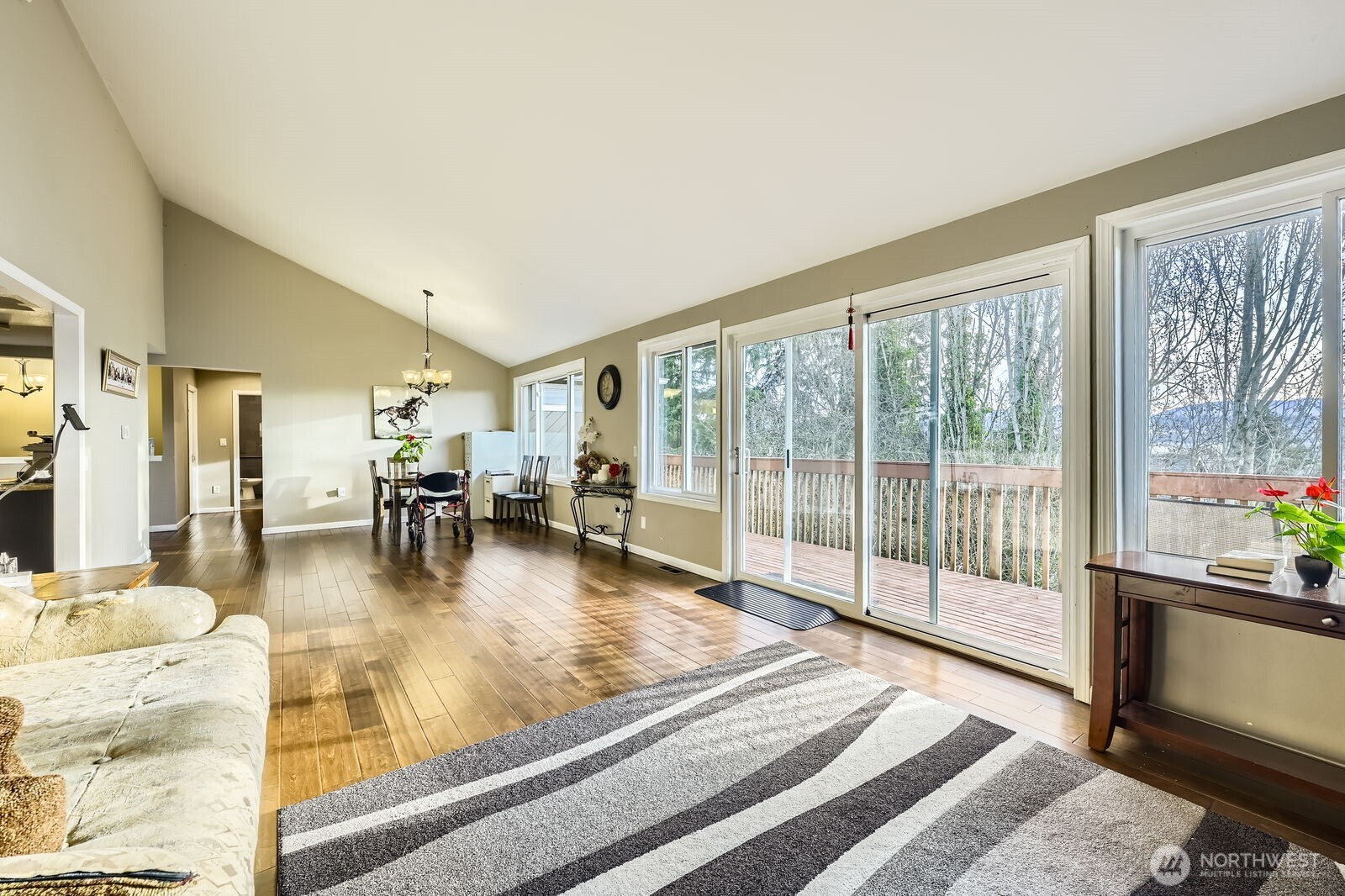426 Stevens Avenue Northwest Renton, WA 98057 - Photo 5 of 34