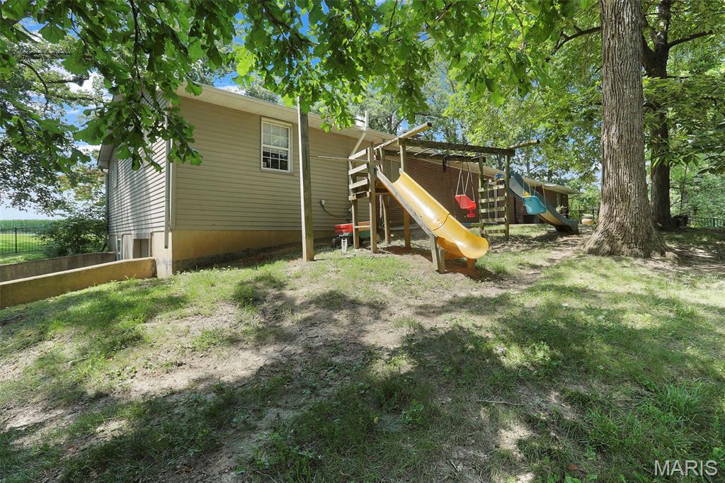8336 Highway 159 Dorsey, IL 62021 - Photo 29 of 34