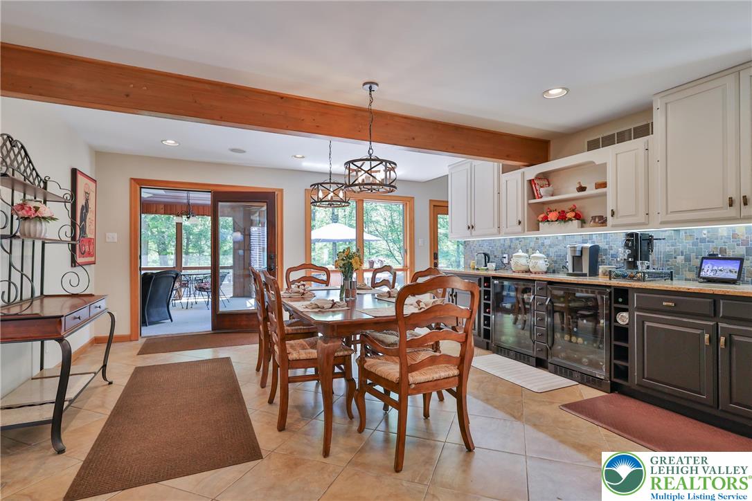 2159 Quarry Road Coopersburg, PA 18036 - Photo 14 of 79 Eat in kitchen with large serving and beverage station