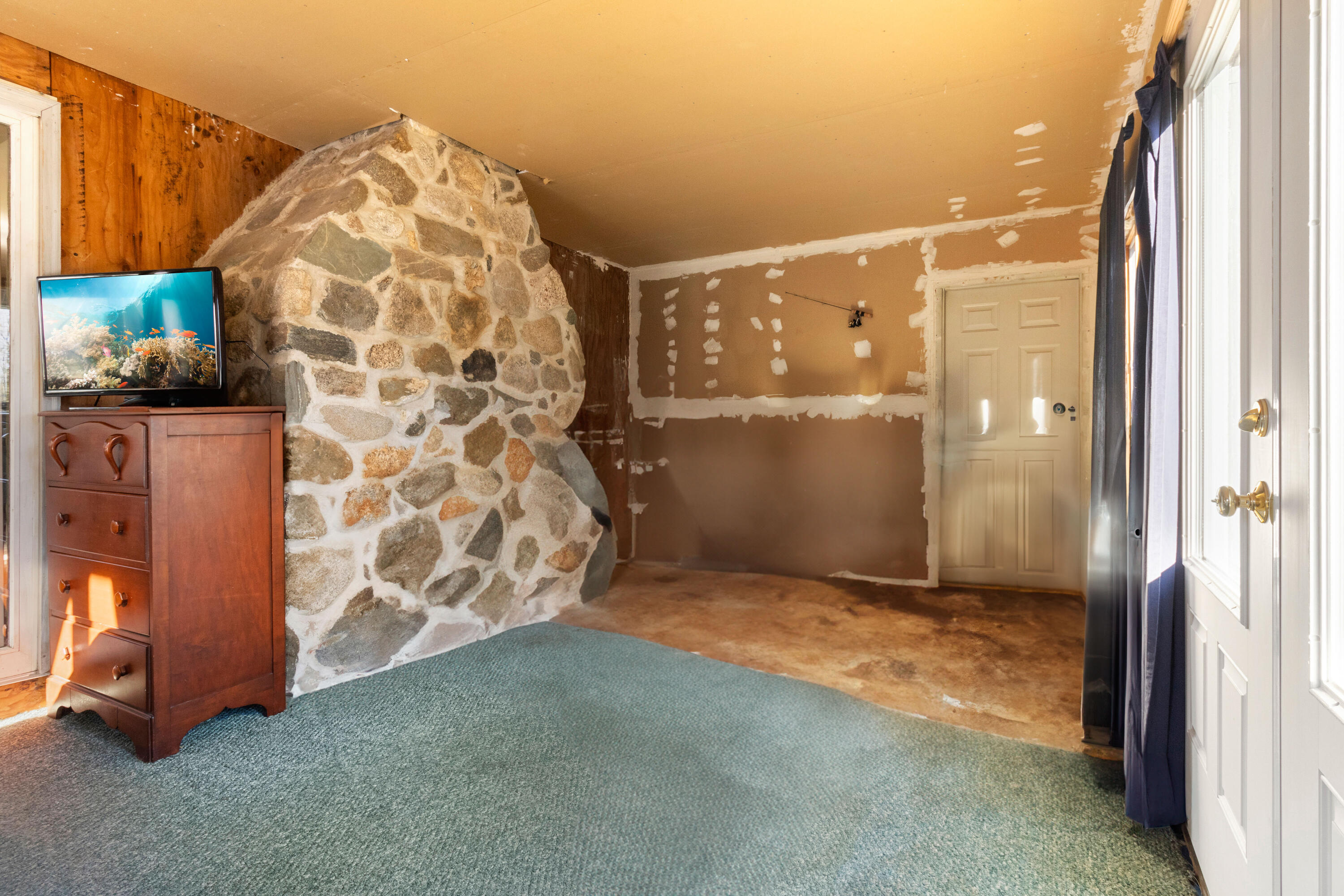 2700 Bristol Road Bristol, ME 04554 - Photo 9 of 37 IMG_4451