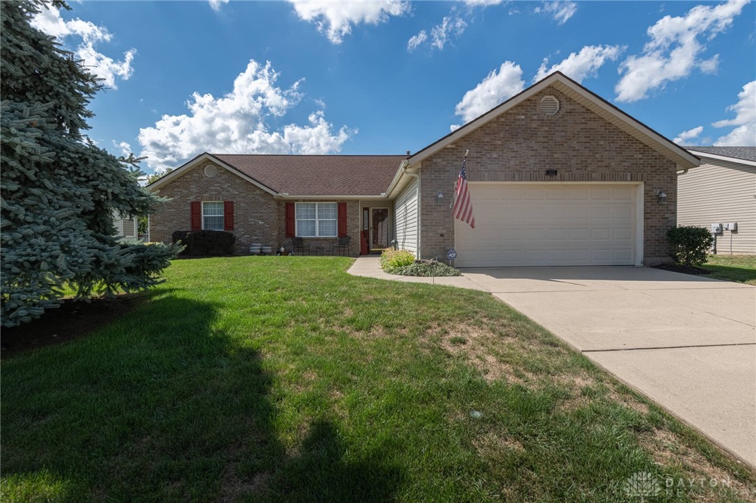 415 Applegate Road Englewood, OH 45322 - Photo 1 of 32