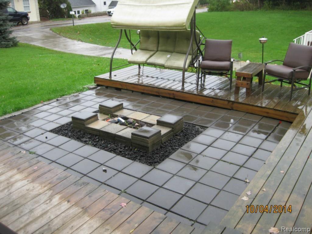 1812 Maxfield Lake Road Hartland, MI 48353 - Photo 28 of 29 IMG_3004.jpg