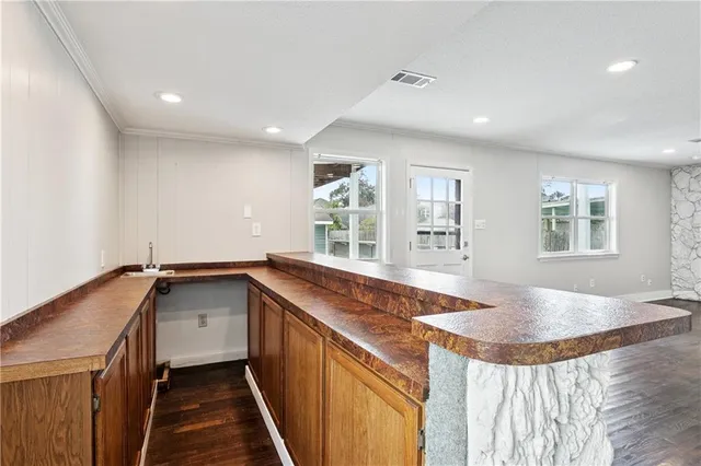 $3,200 | 75 Oaklawn Drive, Metairie, LA 70005