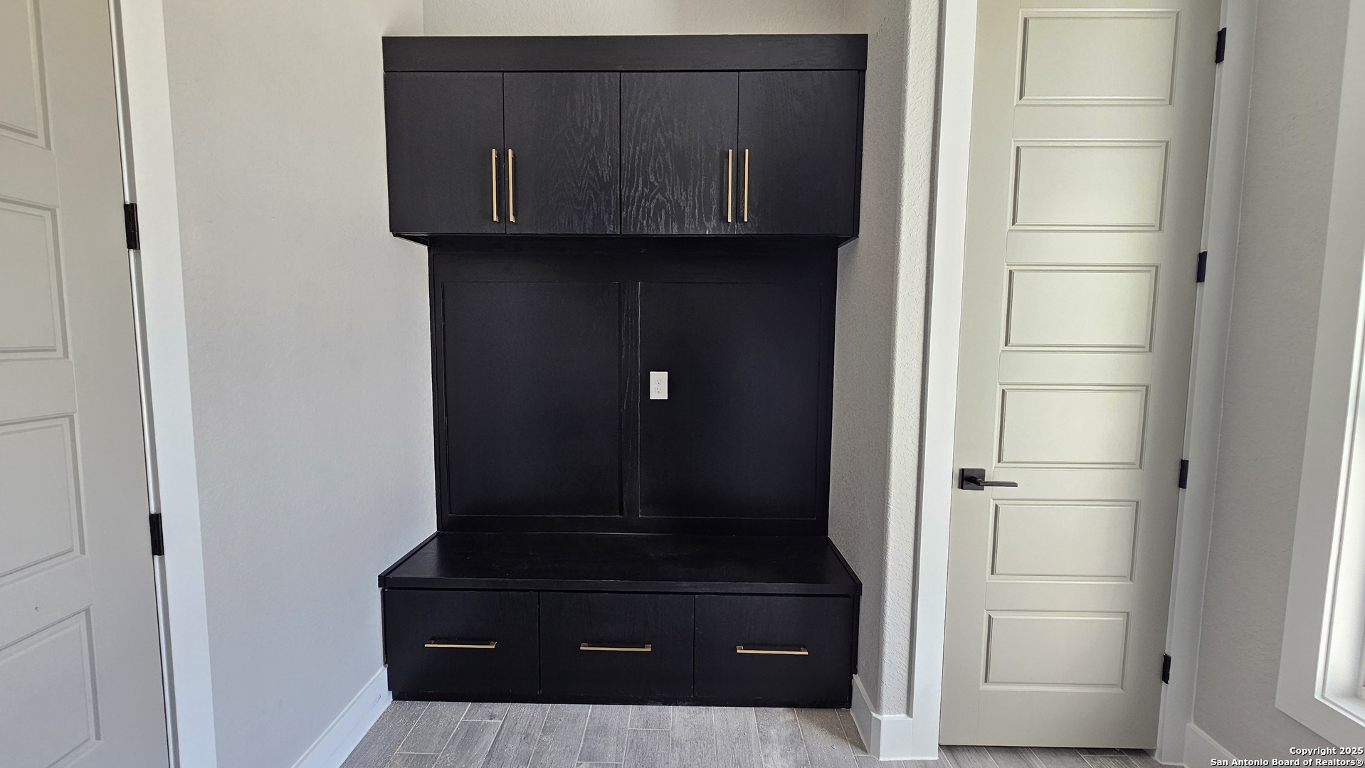 699 James Way Castroville, TX 78009 - Photo 29 of 31