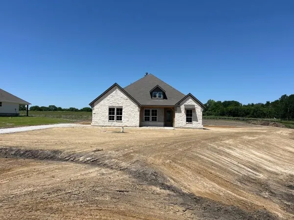 $590,350 | 8935 County Road 623, Blue Ridge, TX 75424