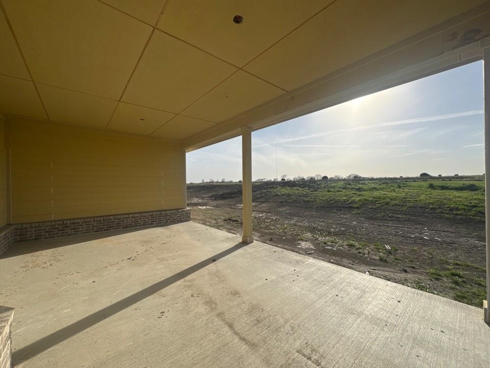 8935 County Road 623 Blue Ridge, TX 75424 - Photo 18 of 20 a view of an empty room