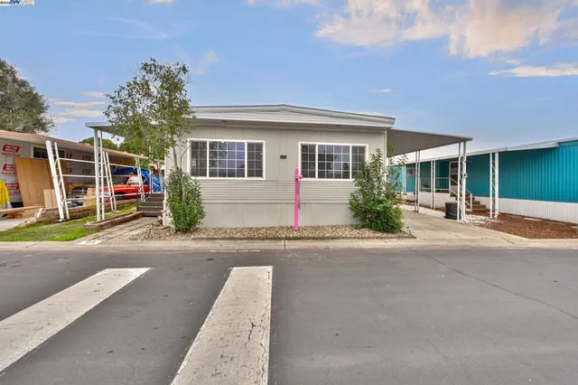 $125,000 | 5040 Jackson Street, Unit 169, North Highlands, CA 95660