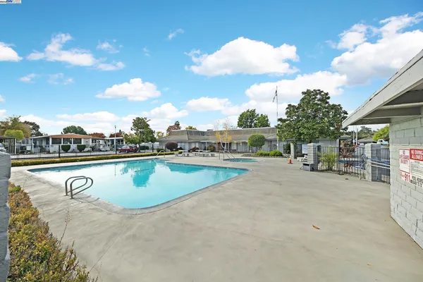 $109,999 | 5040 Jackson Street, Unit 169, North Highlands, CA 95660