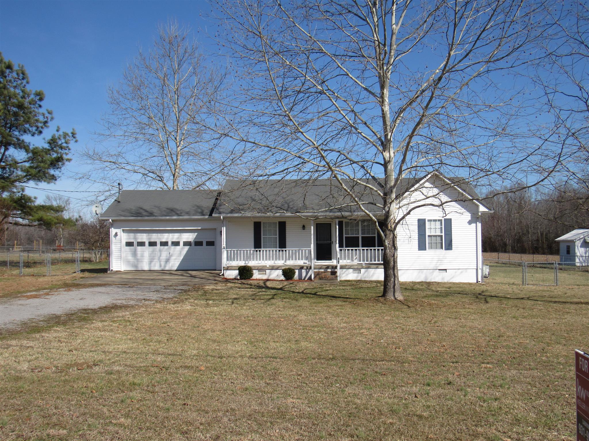 275 Jones Road Taft, TN 38488 - Photo 1 of 26 a big white house with a outdoor space