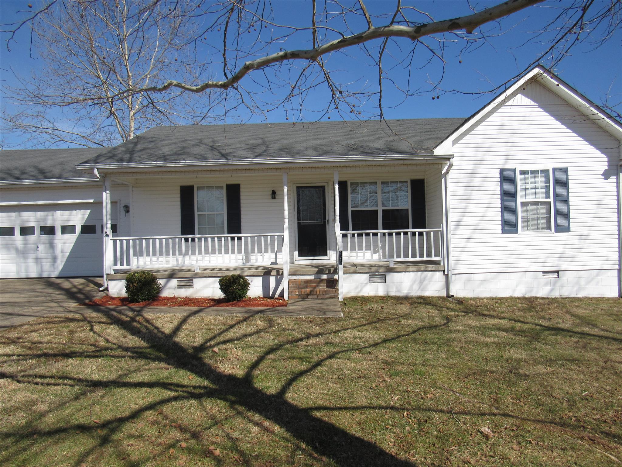 275 Jones Road Taft, TN 38488 - Photo 25 of 26 a front view of a house with swimming pool
