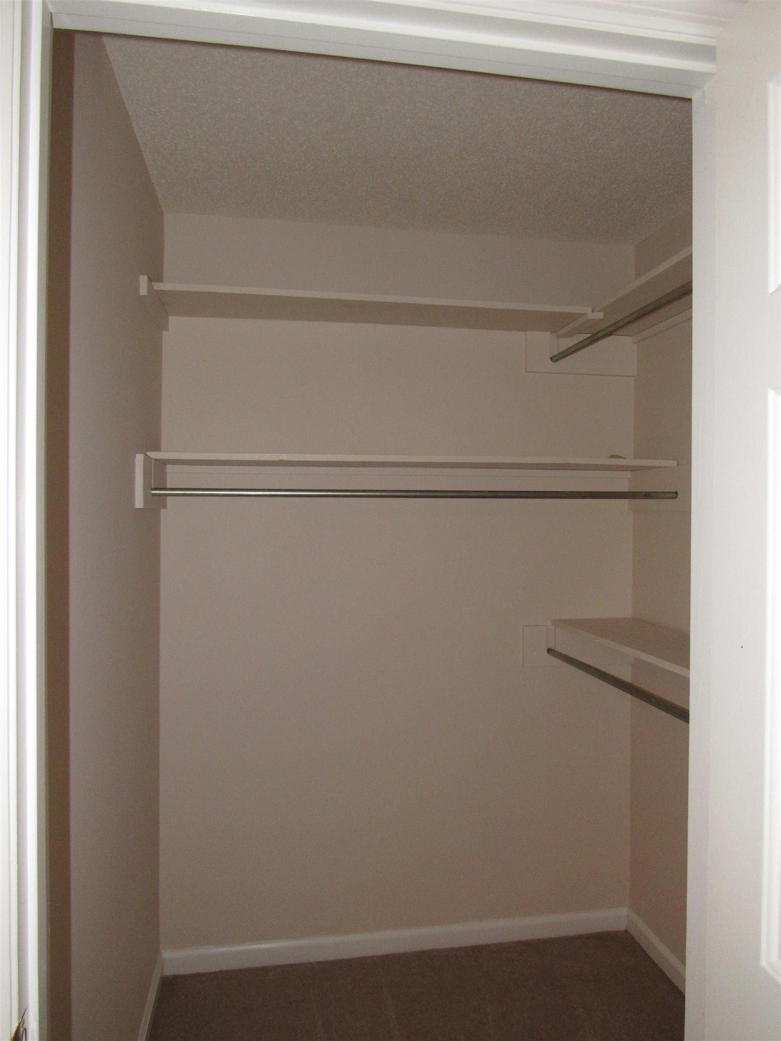 275 Jones Road Taft, TN 38488 - Photo 7 of 26 a view of a closet