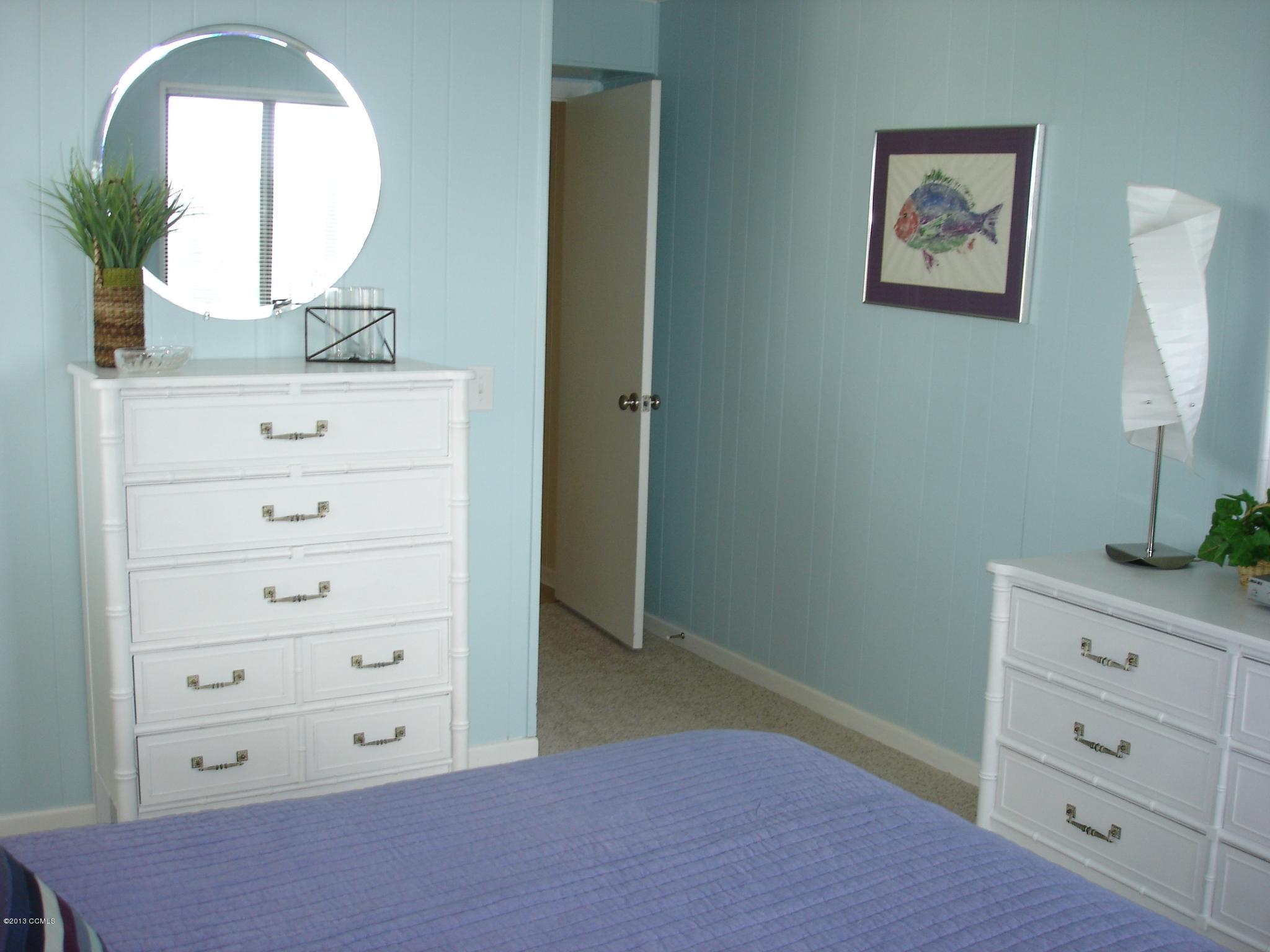 2008 East Fort Macon Road, Unit F18 SOUTHWINDS Atlantic Beach, NC 28512 - Photo 12 of 13 F18 master bedroom 090