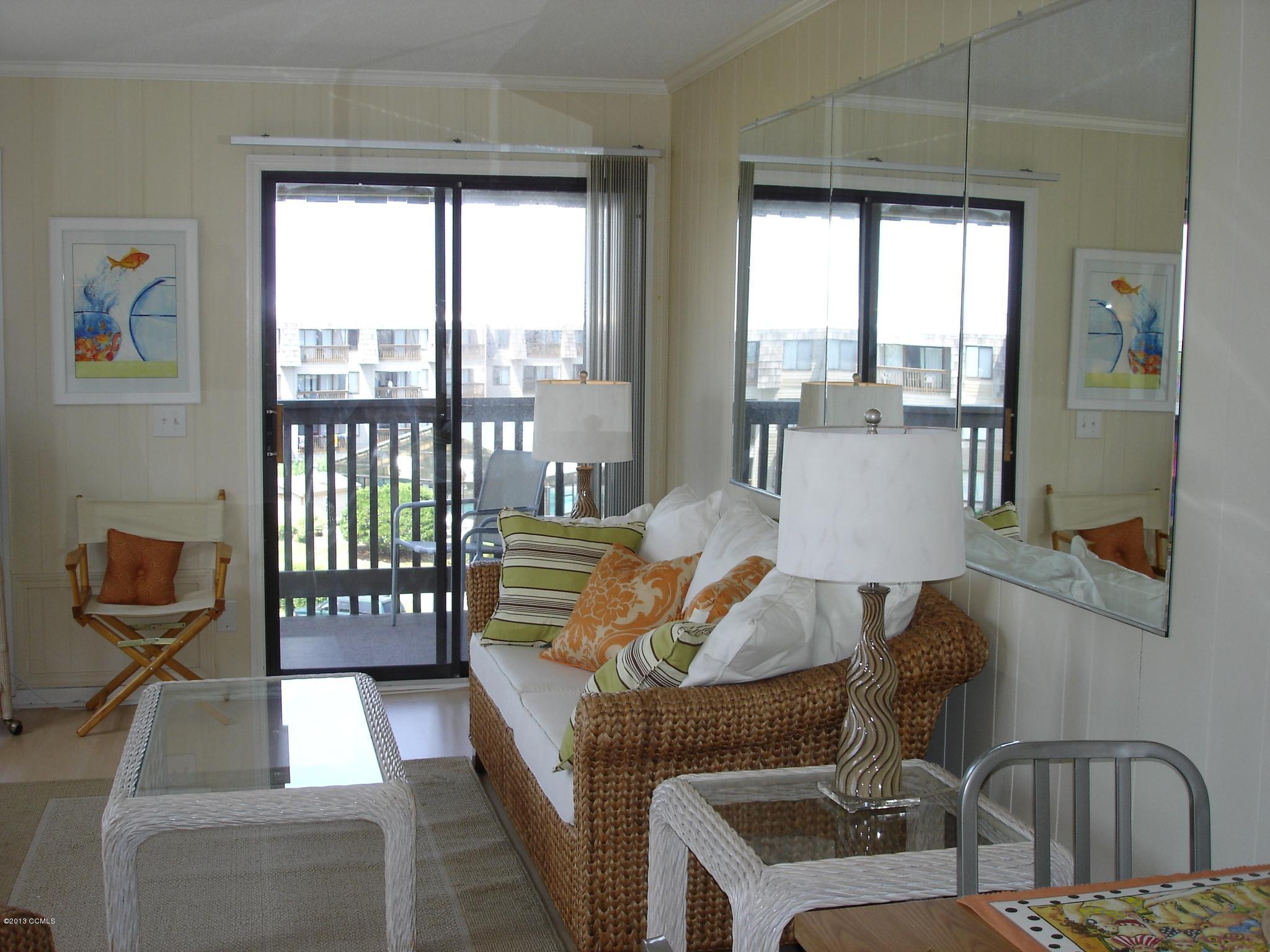 2008 East Fort Macon Road, Unit F18 SOUTHWINDS Atlantic Beach, NC 28512 - Photo 6 of 13 living