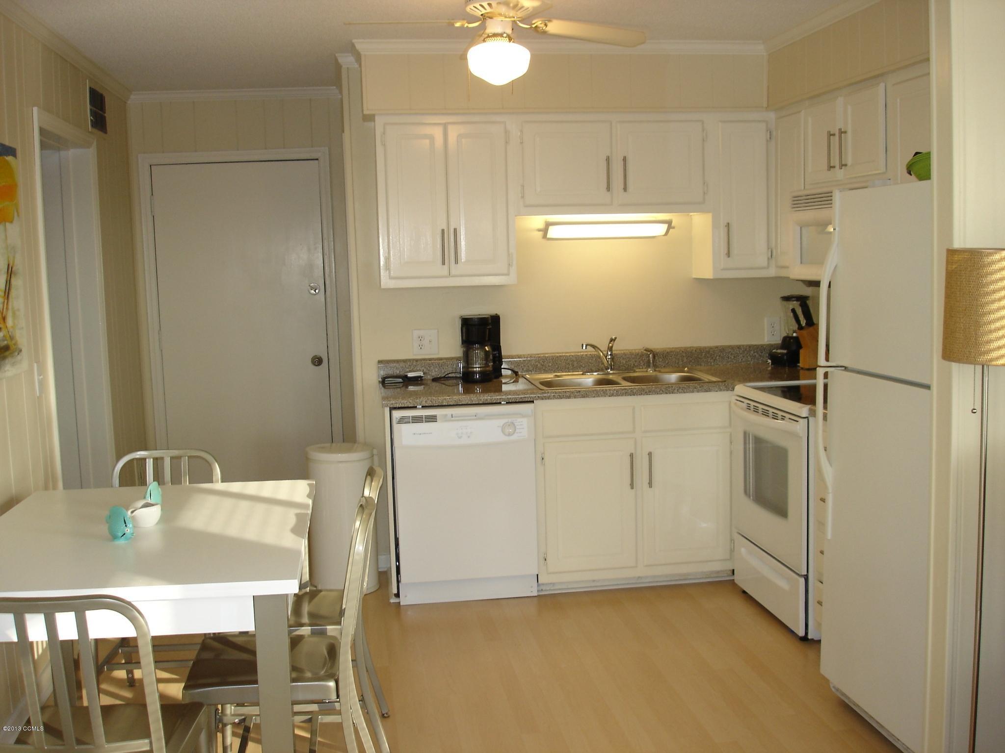 2008 East Fort Macon Road, Unit F18 SOUTHWINDS Atlantic Beach, NC 28512 - Photo 7 of 13 kitchen