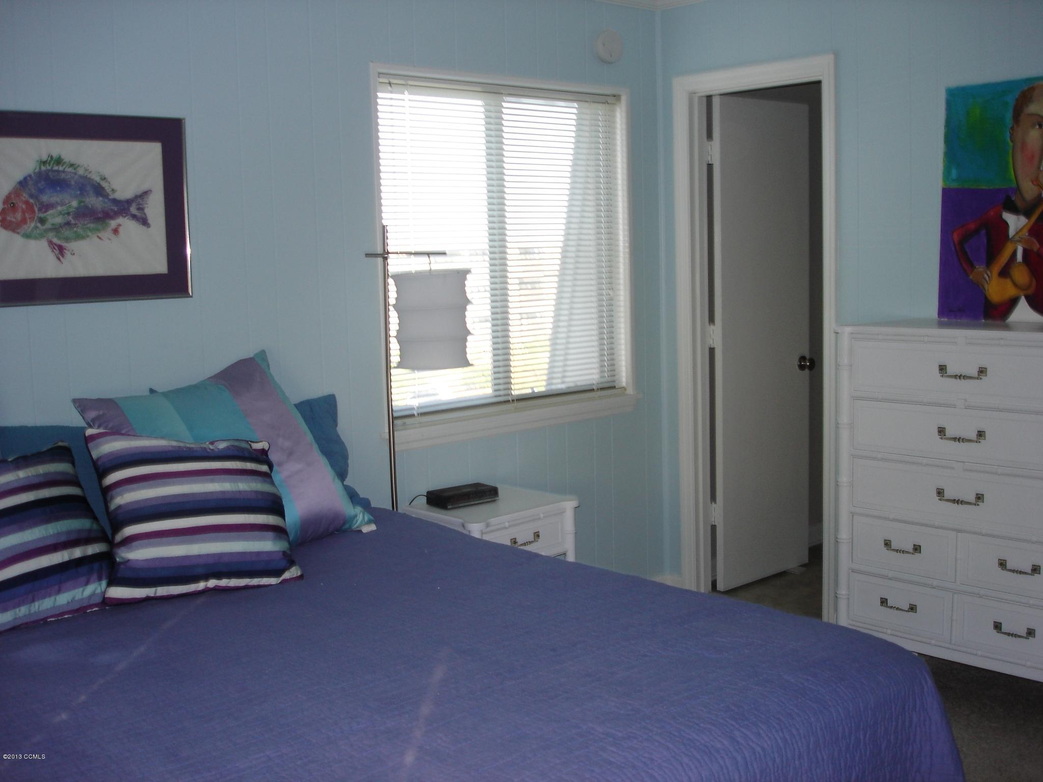 2008 East Fort Macon Road, Unit F18 SOUTHWINDS Atlantic Beach, NC 28512 - Photo 10 of 13 F18 master bedroom 080