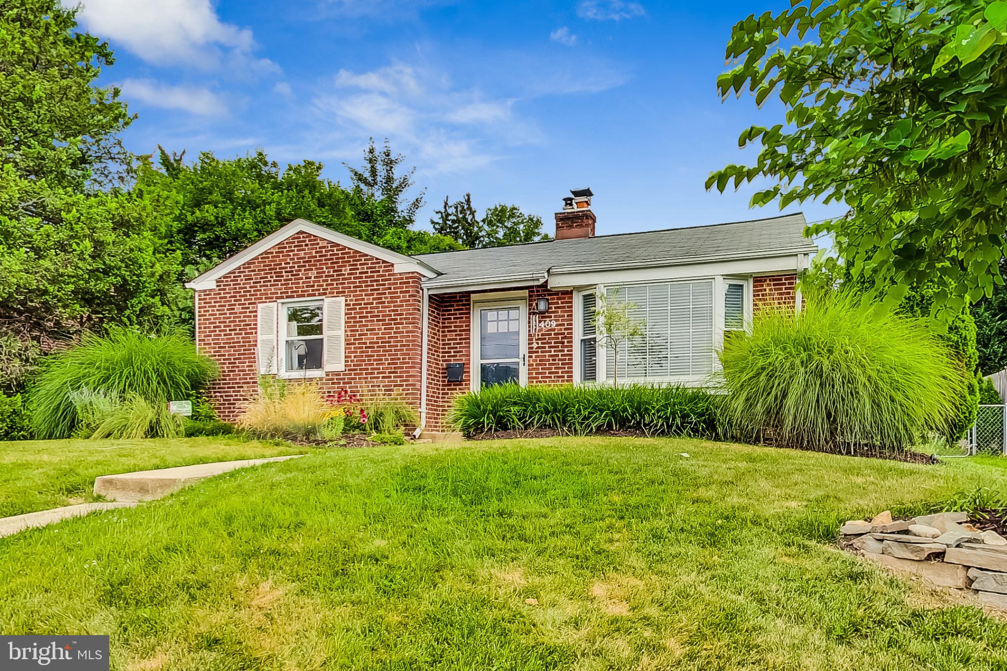 2409 Dennis Avenue Silver Spring, MD 20902 - Photo 2 of 29