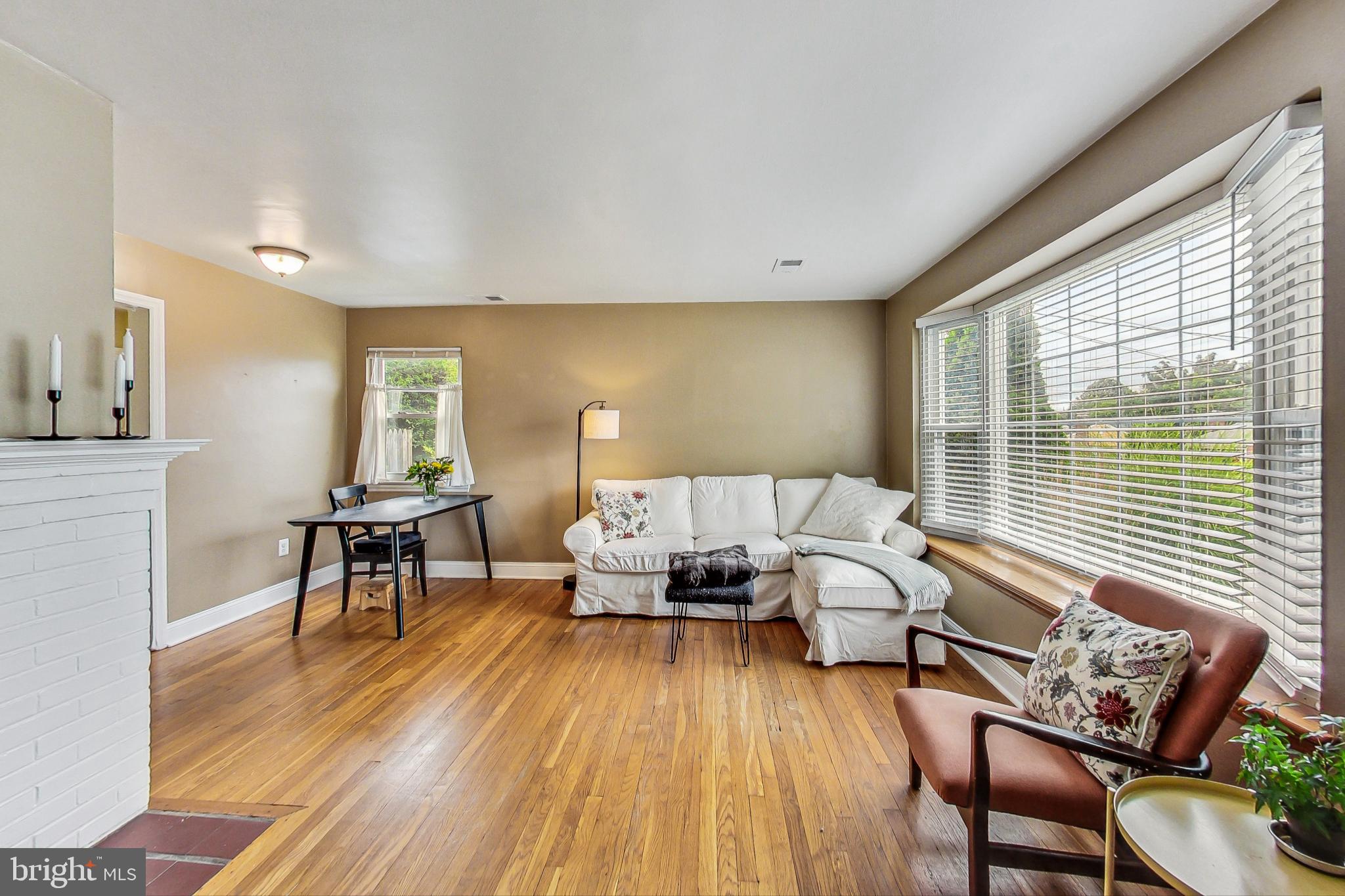 2409 Dennis Avenue Silver Spring, MD 20902 - Photo 4 of 29