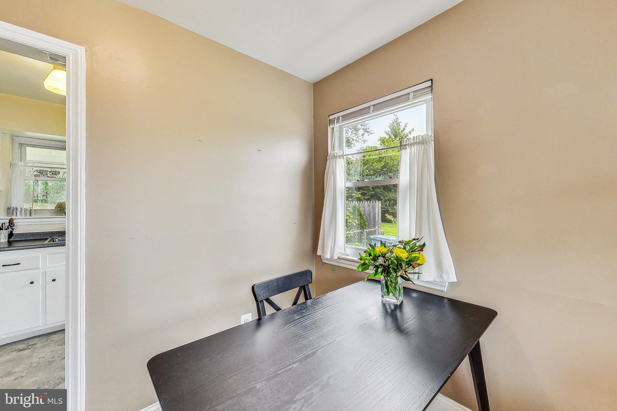 2409 Dennis Avenue Silver Spring, MD 20902 - Photo 8 of 29