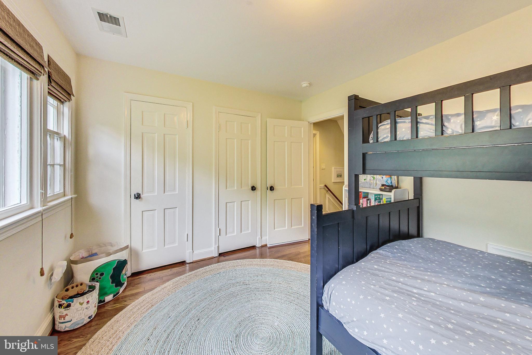 4831 Calvert Street Northwest Washington, DC 20007 - Photo 26 of 44