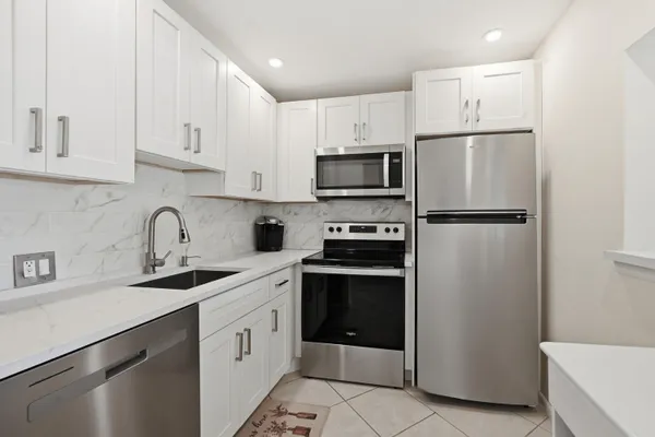 $1,400 | 314 Brighton East, Unit H, Boca Raton, FL 33434