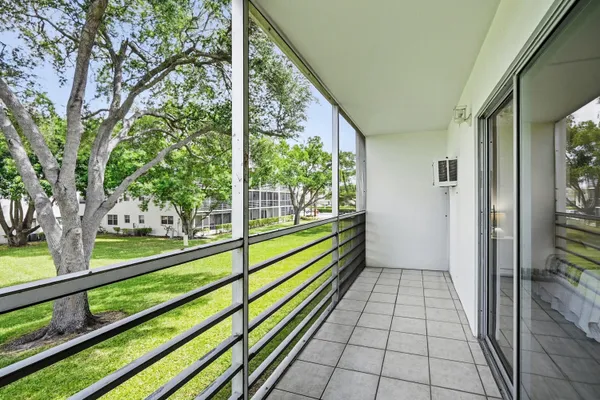 $1,400 | 314 Brighton East, Unit H, Boca Raton, FL 33434