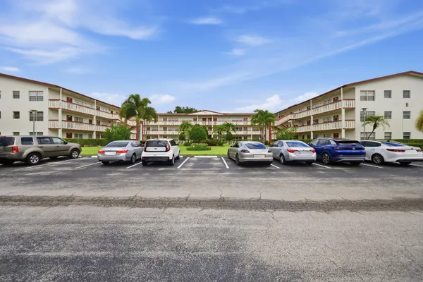 $1,400 | 314 Brighton East, Unit H, Boca Raton, FL 33434